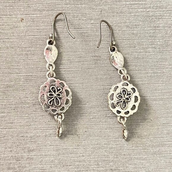 Peridot-Colored Wire Wrap Dangle Drop Earrings - Picture 3 of 5